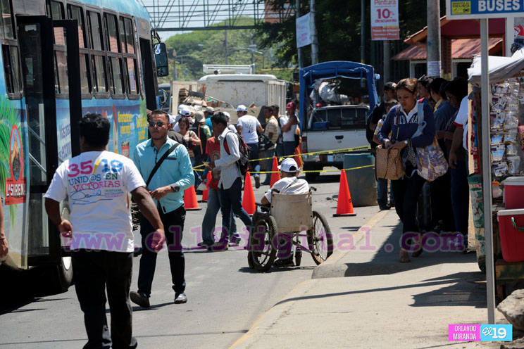 Paradas de buses con mejores condiciones para discapacitados